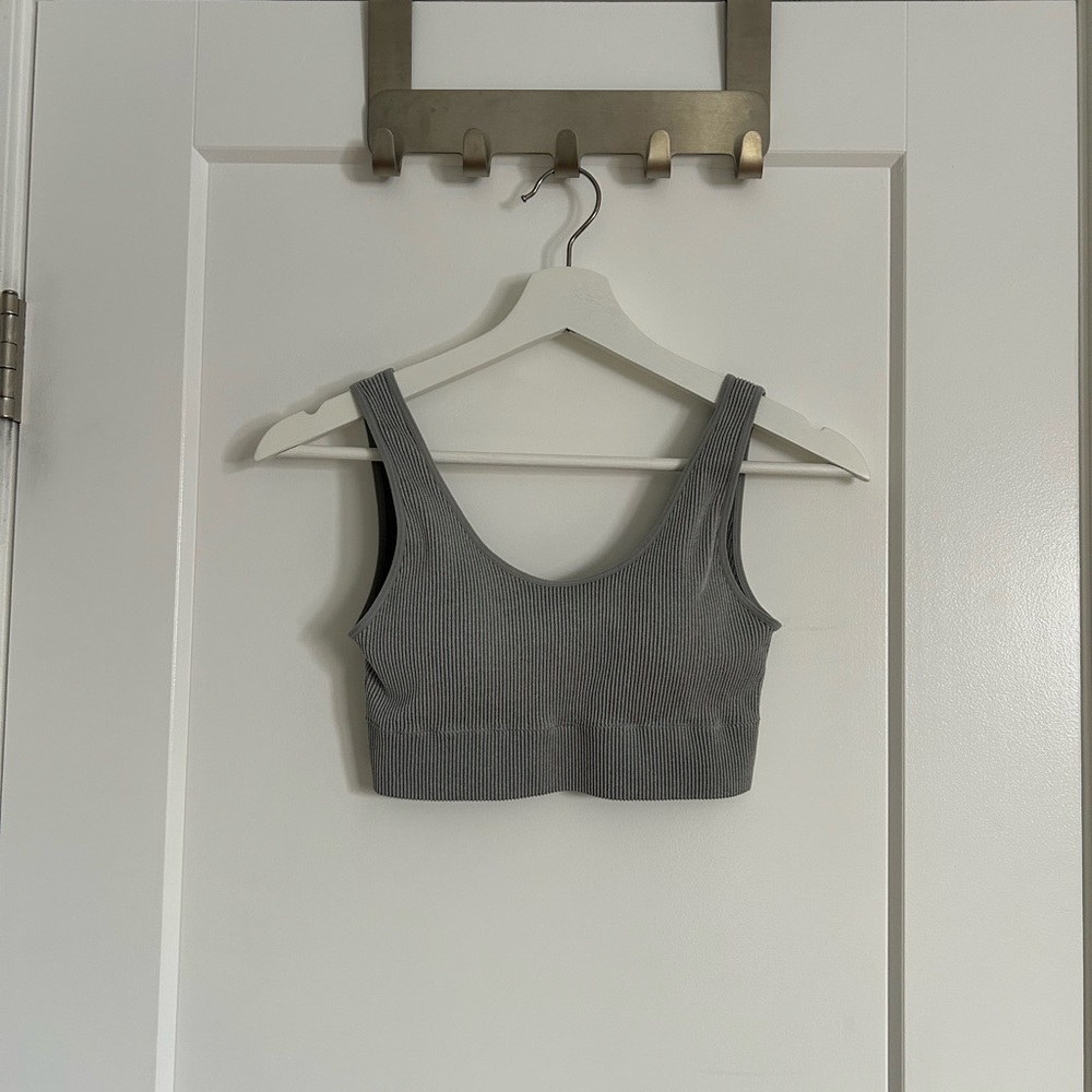 GAP Gray Ribbed Sports Bra